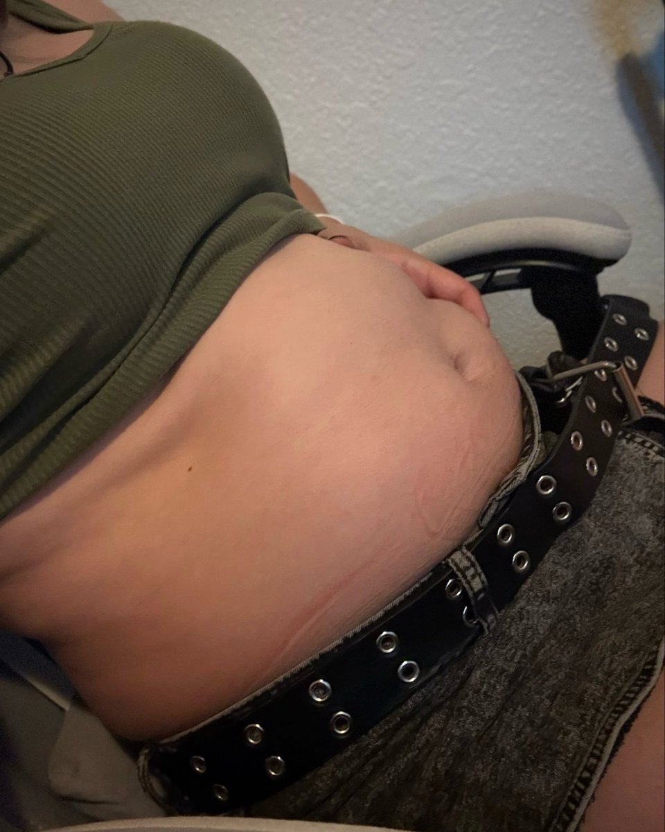 softtinkz's tweet photo. missed #tummytuesday but thankfully didnt miss out on all the snacks https://t.co/Wc8V7Bjs0F