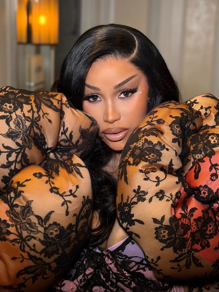 CardiB29's tweet photo. https://t.co/SsVBbXQPfM