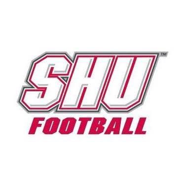 JamesBanks1478's tweet photo. After a great conversation, I’m honored to have received my first Division 1 offer from Sacred Heart University @WBW_Football @MJ_NFLDraft @sacredheartufb @mark_nofri @CoachGardner_ @trenchtraining @ripplinger_t https://t.co/II7FlNqBSi