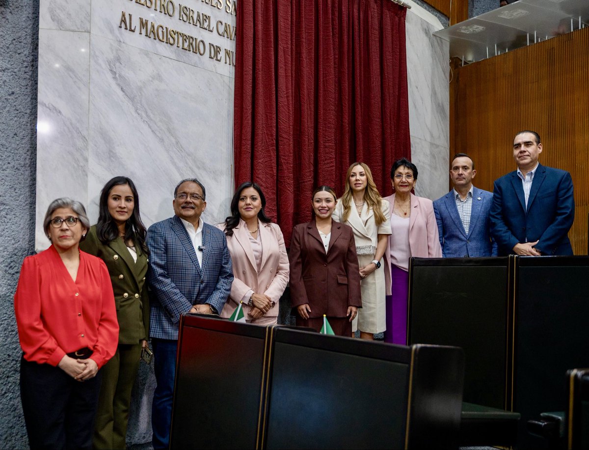 andresmijesmx's tweet photo. Mariano Escobedo no construyó popularidad instantánea.
Construyó República.

Y hoy sus letras de oro en el H. @CongresoNL honran también al pueblo norteño:
a la gente de carácter, que trabaja, que cumple y que entiende que el poder es para servir y no para presumirse.

Porque el norte de México nunca se hizo grande con frivolidad.
Se hizo grande construyendo industria, familias con valores y país invencible.