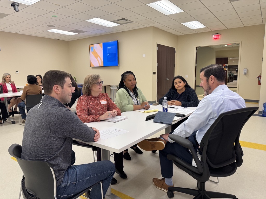 OneSJI's tweet photo. Emerging Leaders, an SJI Employee Resource Group open to all employees, recently hosted a speed networking event which provided employees and leaders from across the organization with an opportunity for meaningful conversations and new connections. Thanks to all who participated! https://t.co/mHevNECgTs