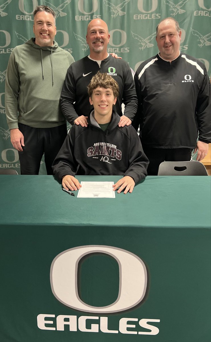 OlivetBoysHoop's tweet photo. Congratulations Zaiden Bramer on signing with Aquinas College for basketball! https://t.co/ECAtZF6tvW