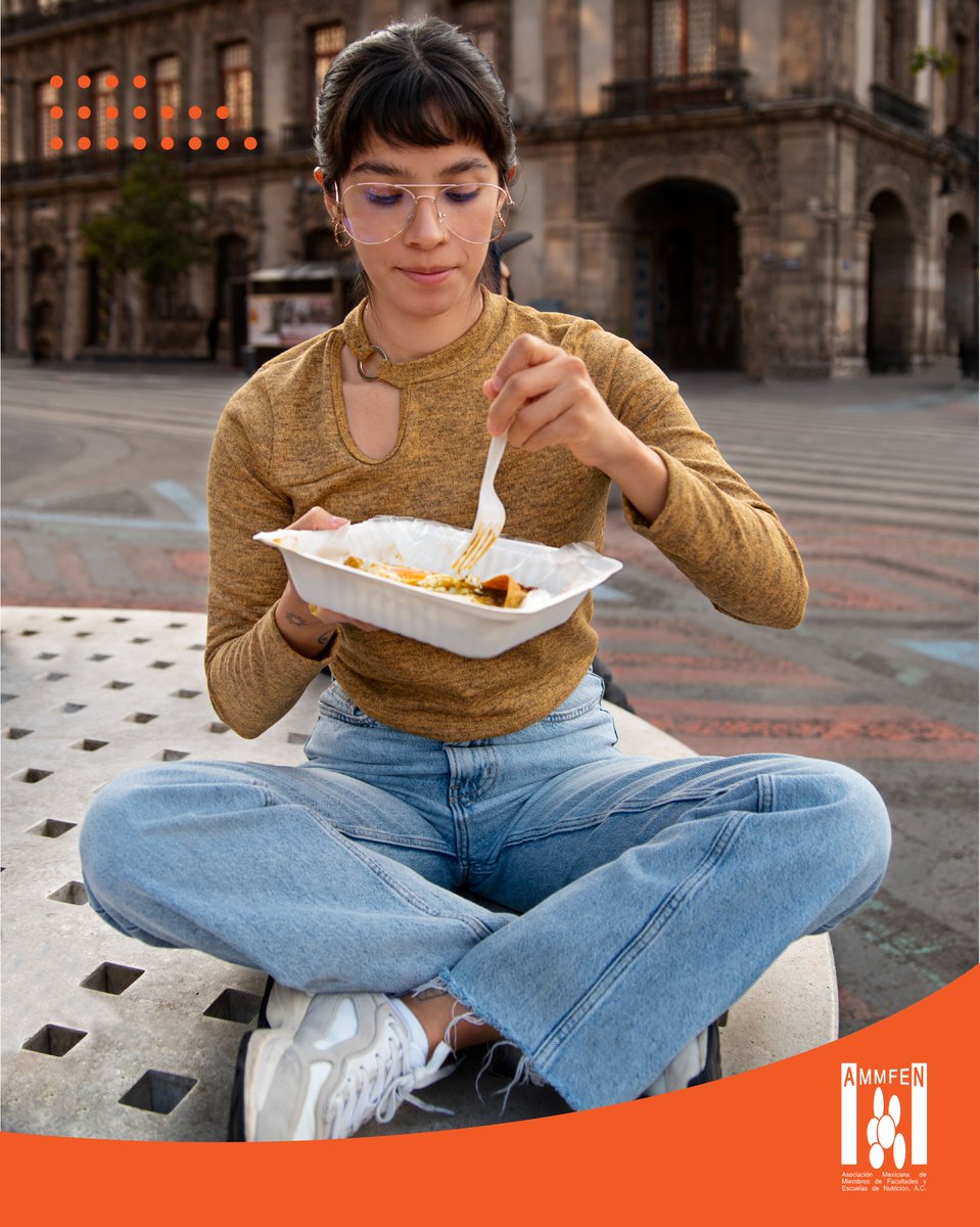 AMMFEN_OFICIAL's tweet photo. La alimentación está influida por mucho más que decisiones individuales.
El entorno, la economía y la cultura también juegan un papel clave.

#SeguridadAlimentaria #DeterminantesSociales #AMMFEN https://t.co/NhtFBx5IfM