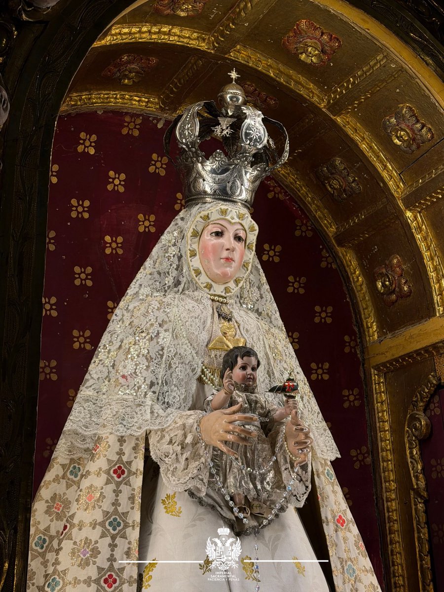 PacienciayPenas's tweet photo. PARROQUIA |
En estos días se ha procedido al cambio de vestimenta de la Virgen de la Consolación de nuestra Parroquia a cargo de Francisco Garví y el cuerpo de camaristas de M. Stma. de las Penas.

“Madre, consuela nuestras penas y guía nuestros pasos” https://t.co/qVlSzFBma4
