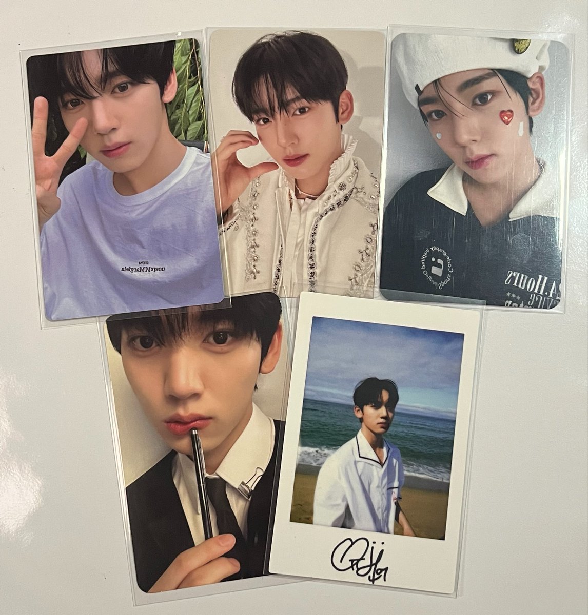 shinee2one's tweet photo. [🐰] feedback positivo para minha prin @heehoonyie que me vendeu (e me confiou) esses yuyus!

estou encantada até agora, mail curante! 😥 https://t.co/SHwX6NiLzD