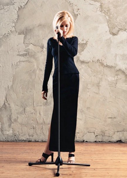 XtinaLoverr™️ tweet media