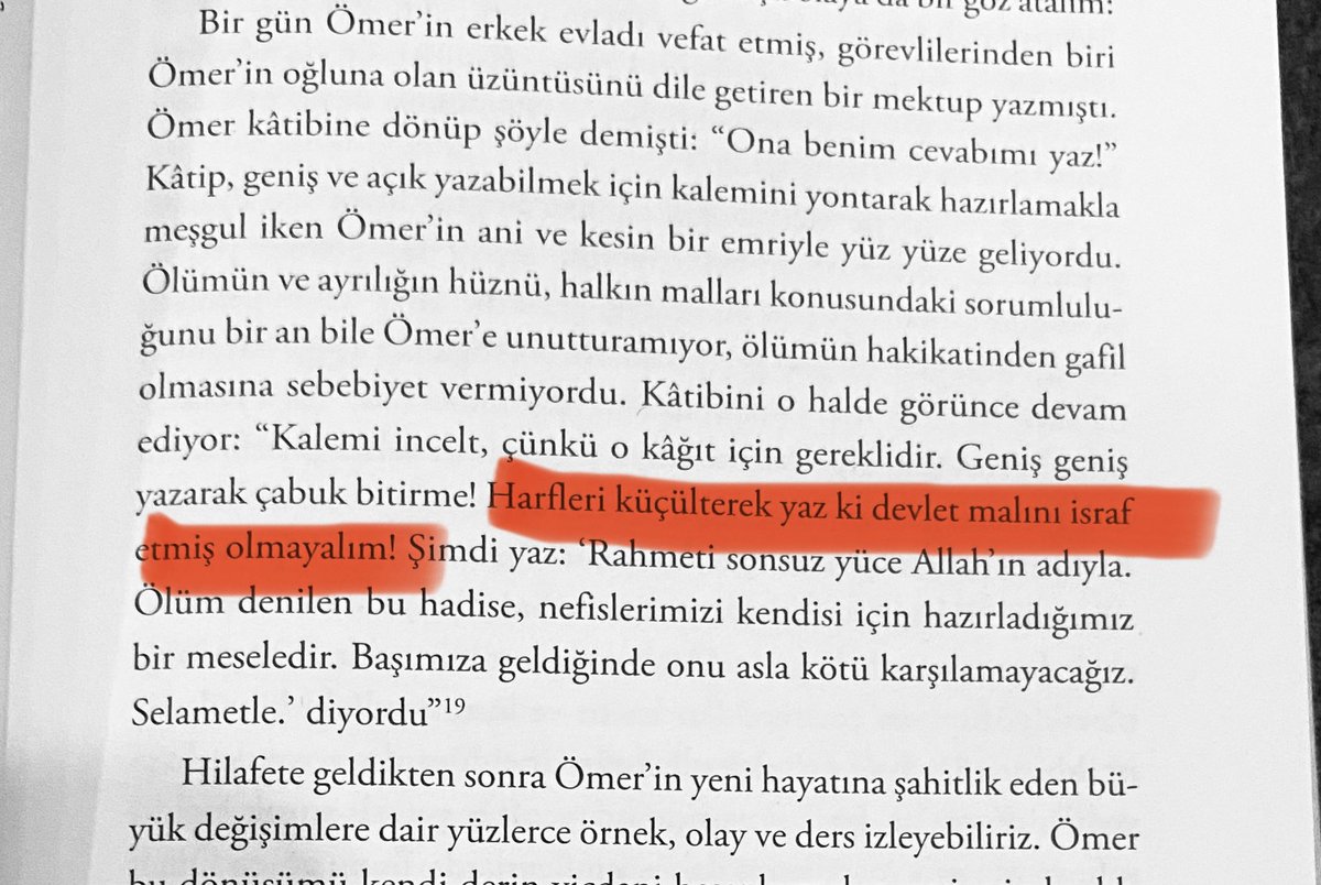 avyavuzmustafa's tweet photo. “Harfleri küçülterek yaz ki devlet malını israf etmiş olmayalım” (Halîfe Ömer b. Abdülaziz)

Bu muhteşem bakış açısını hangi sistem hangi ideoloji sağlayabilir ki. Özellikle devletin ve milletin malını yemek için üşüşen ve birbiriyle yarışan akbabalar varken https://t.co/r0y1izhvFB