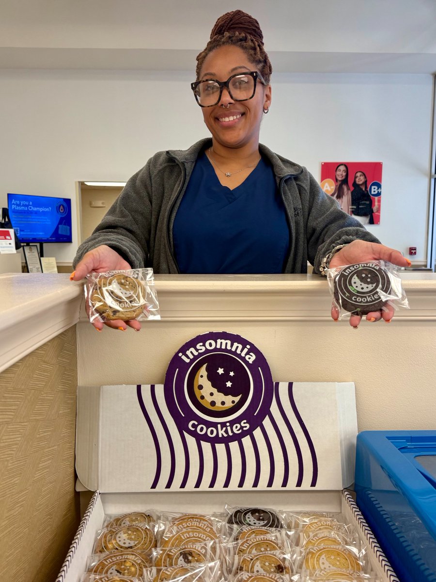 DelmarvaBlood's tweet photo. 🍪 🍪 Did you hear? There's still time to join us at our Dover Donor Center for #InsomniaCookies! If you can't make it tonight, stop by tomorrow for a fresh baked treat right after your lifesaving blood donation ➡️ https://t.co/DVmRvmhxRR https://t.co/v7ySRuiC8n
