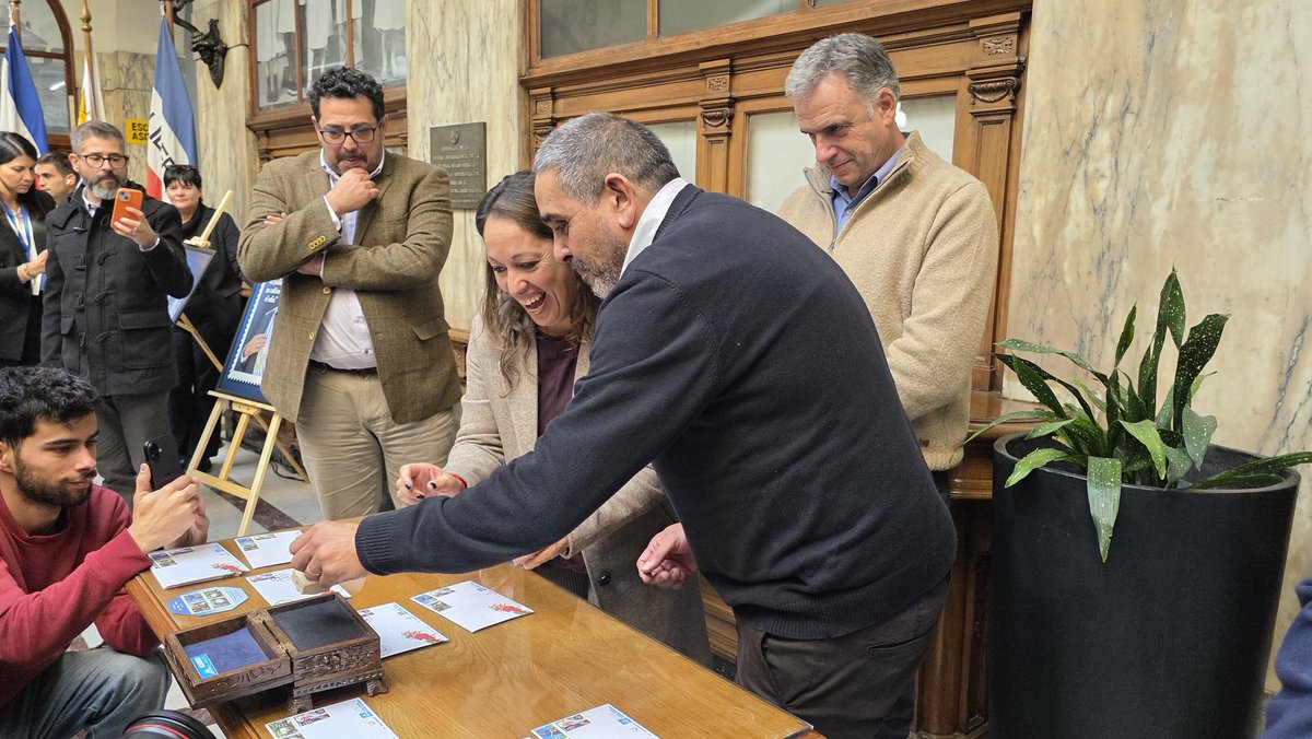 Correo Uruguayo tweet media
