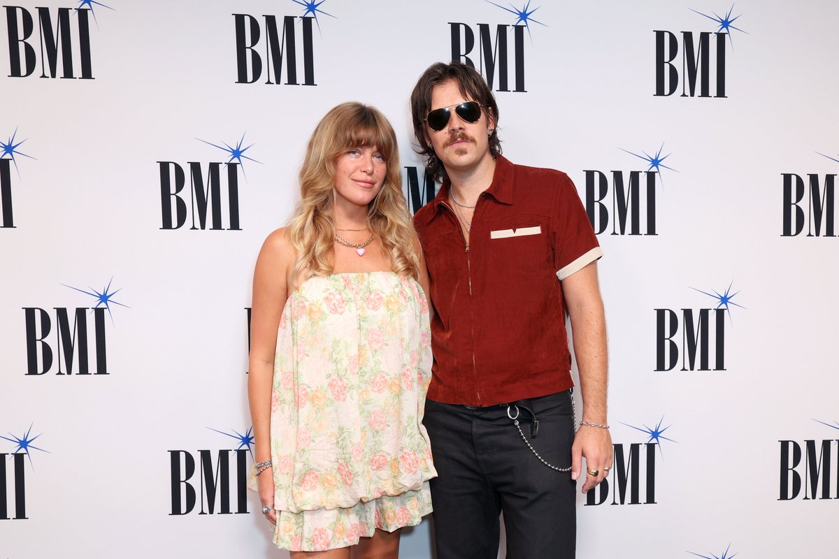 bmi's tweet photo. #MegLaFrantz &amp; #JackLaFrantz at our #BMIPopAwards https://t.co/ZVUhrI1bQ5