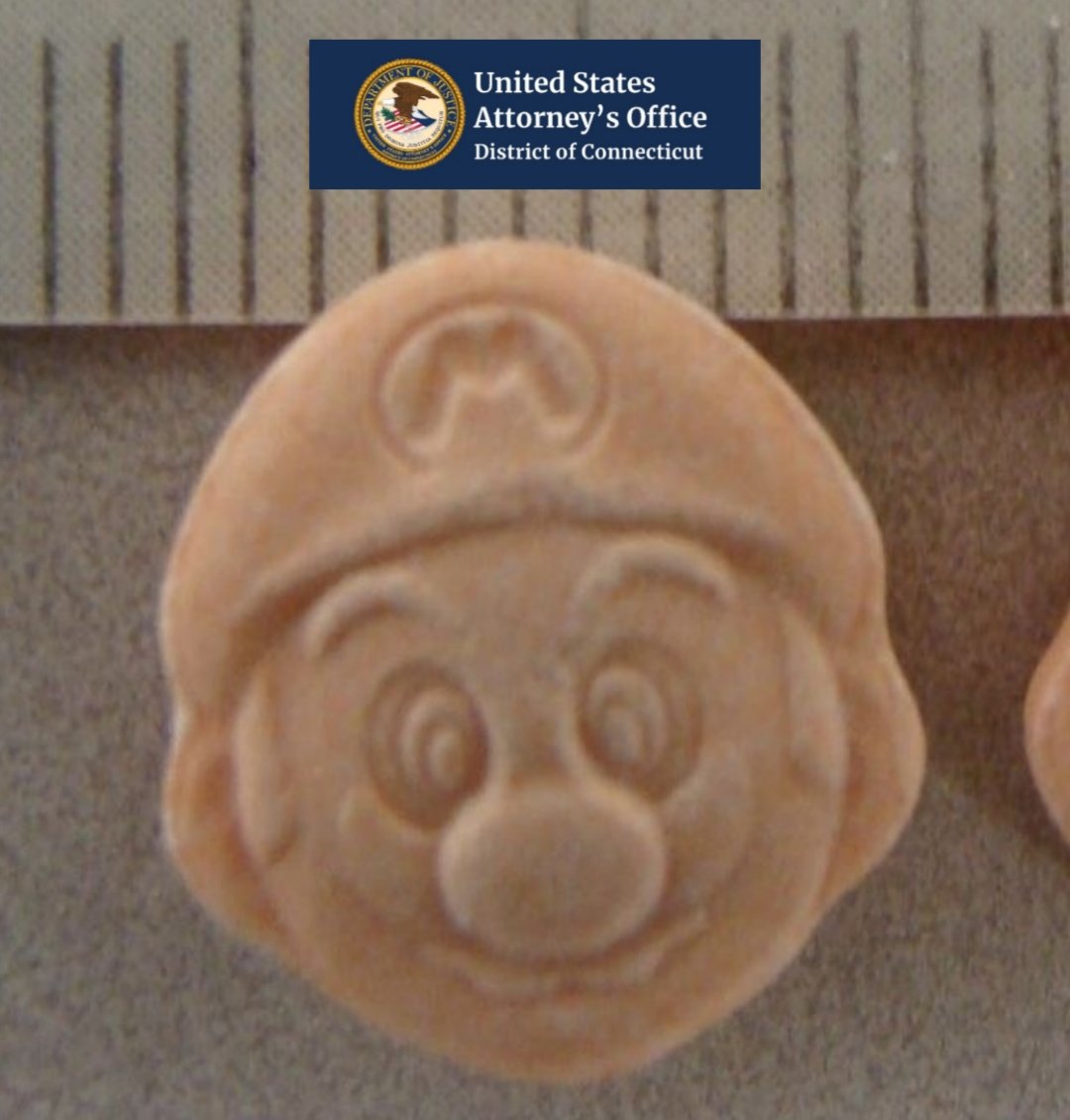 Cartoons On The Moon tweet media