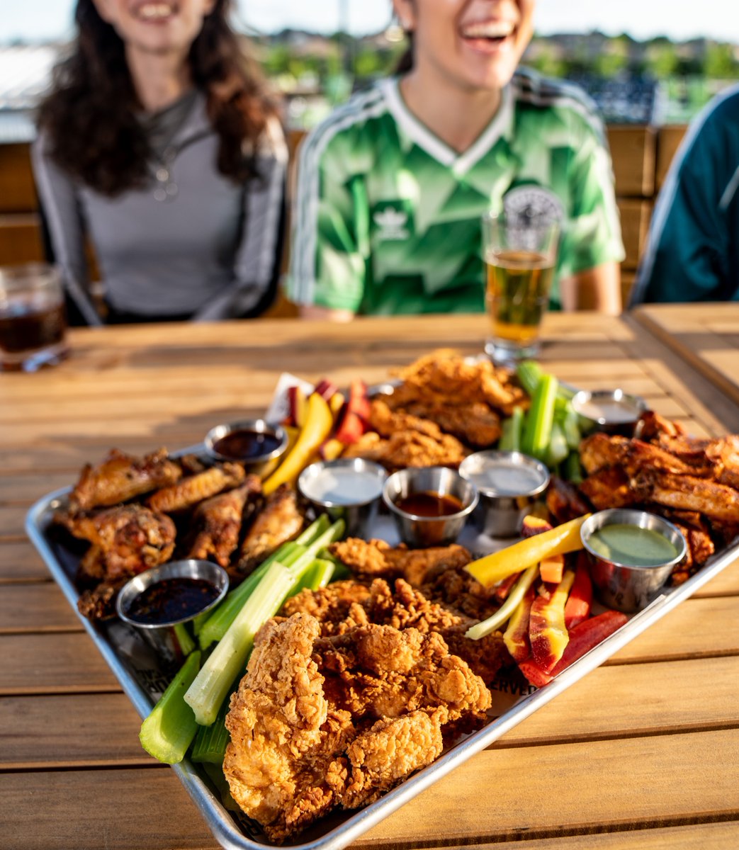 ChickenNPickle's tweet photo. Only 29 days to go! ⚽️🍻 Watch your favorites match up at CNP - aka your Soccer Central. THE GAME IS ALWAYS ON!🏆

Game day bites:
🍗Kickoff Platter: 20 wings, 9 tenders + 5 sauces for $50
🔥Add Penalty Pickles for $10 https://t.co/ngwqVxjlN6