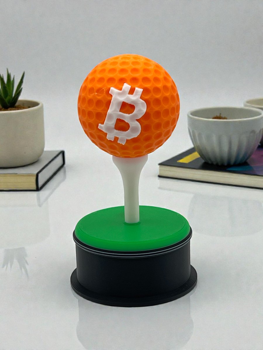 OPUSmakes's tweet photo. Great Father's Day gift in my Etsy shop: 
Crypto Golf Ball Display with Bitcoin Logo
👉https://t.co/dcMIHgQqtx 
#bitcoin #btc #crypto #golf #golfball #FathersDayGifts #FathersDay

https://t.co/QjH1W2eRHt https://t.co/7swzxpxw6W