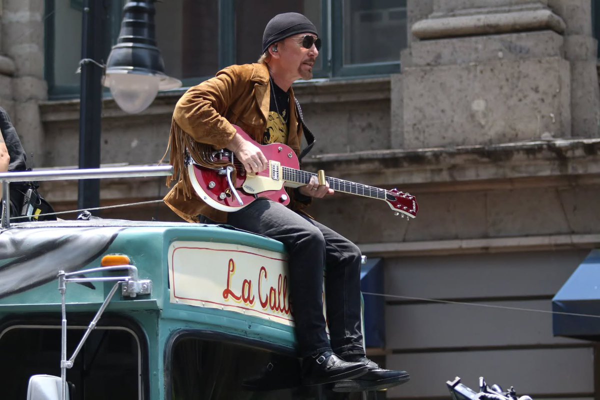 febottini's tweet photo. Day 2 filming the new video in Mexico.

#U2 - "Streets of Dreams"

📷: Cuartoscuro https://t.co/DdEugMWpmj
