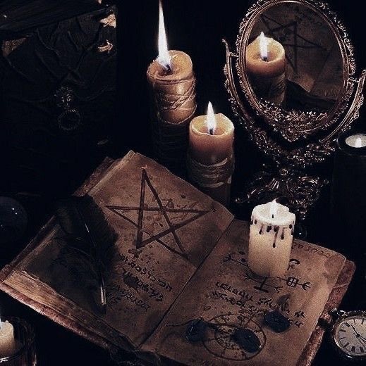 Tata ⛧ Tarot 🔮 | Mesa aberta tweet media