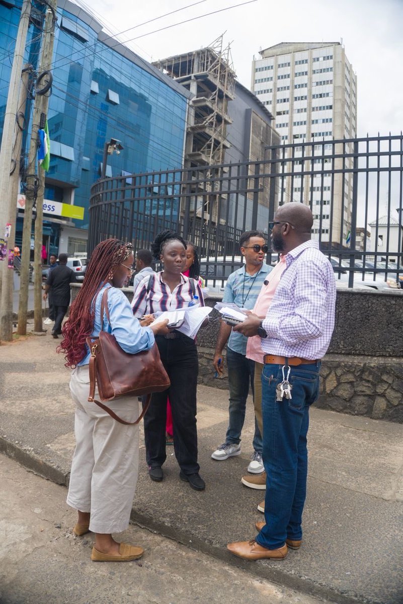 APCJ2023's tweet photo. *CBD Residents, Businesses, Institutions and MDAs Engage In Participatory Area Action Plan Workshop*

Yesterday morning Freetown City Council hosted an Area Action Plan Participatory Workshop for residents, businesses, institutions and MDAs living or operating in the CBD. https://t.co/h2da3M98Zg