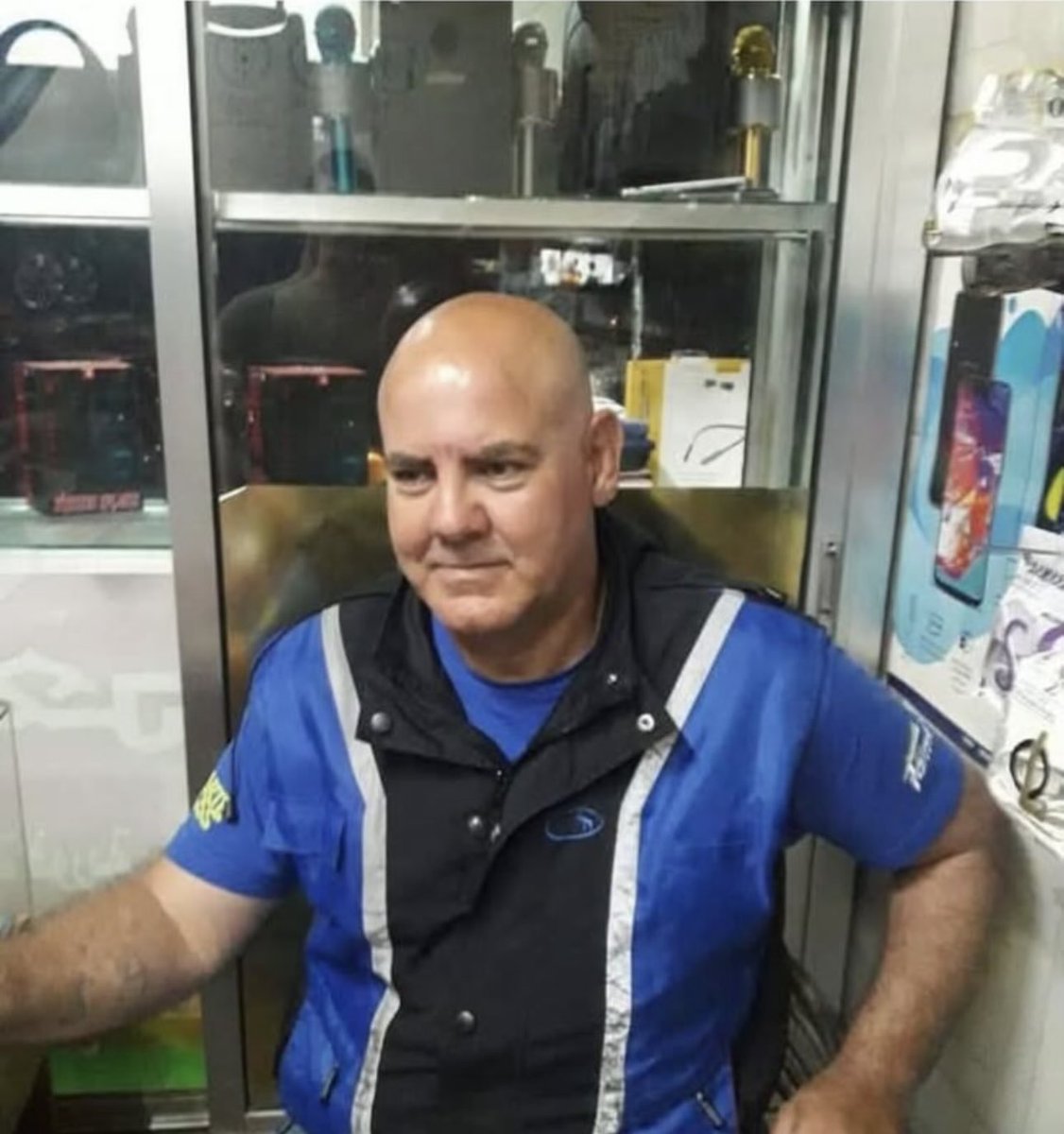 SyrianView's tweet photo. المجرم سعيد شاكوش كان سببا باعتقال العشرات من أبناء #اللاذقية والجميع يطالب بإعدامه بساحة الصليبة قصاصا لدماء الشهداء https://t.co/r7FFlxGBlR