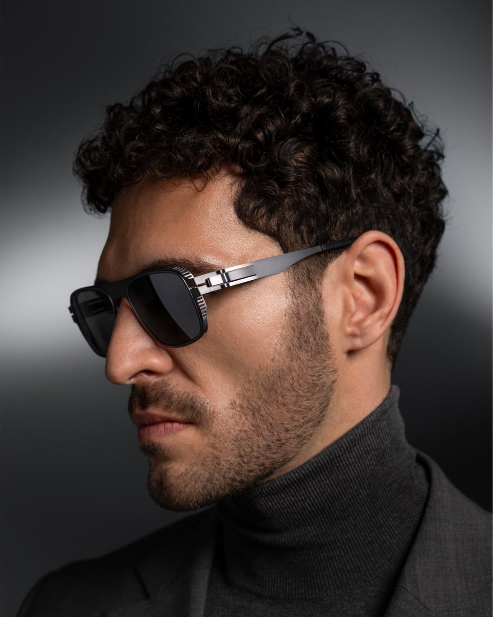OVVOoptics's tweet photo. Helios in graphite. A precision titanium ring. Shield styling. Gunmetal flash polarized Zeiss lenses. The Ti2 Collection, built for those who understand the difference. #OVVOOptics #Helios #IndependentEyewear https://t.co/jRDWXHOuMF