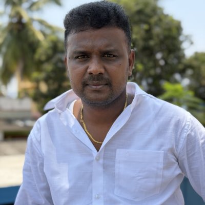 jenij1109's tweet photo. #புதியசுயவிவரப்படம் https://t.co/md2xGTwxXp