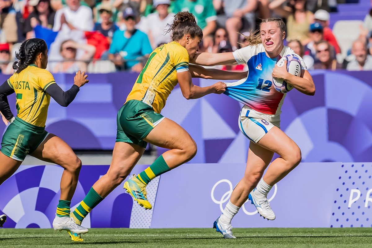 SMACKELI's tweet photo. Women’s sports are no longer “emerging.” They’re one of the biggest opportunities in media, marketing &amp; brand growth.

@Deloitte projects the women’s sports market will surpass $3B by 2026 through rising investment, sponsorships &amp; fan engagement. @wsj_com https://t.co/q3hGkwwHKW https://t.co/9i7gL7EzlM