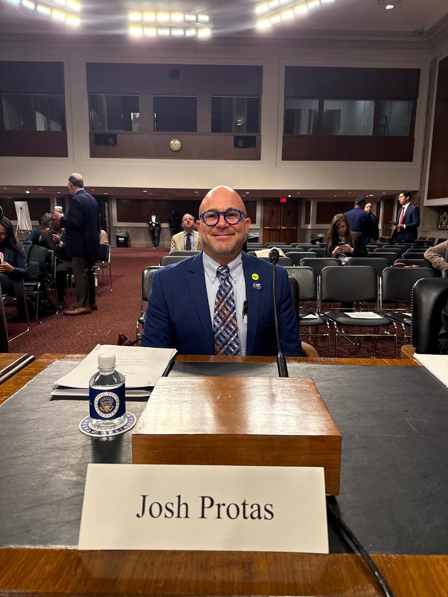 _MealsOnWheels's tweet photo. Meals on Wheels America’s Chief Advocacy &amp; Policy Officer, Josh Protas, is testifying in front of the Senate Special Committee on Aging for the “Caught in the Middle: Supporting Families in the Sandwich Generation” Hearing. Watch it live: https://t.co/6b6UXgNMHT https://t.co/IHeX4Oh9B5