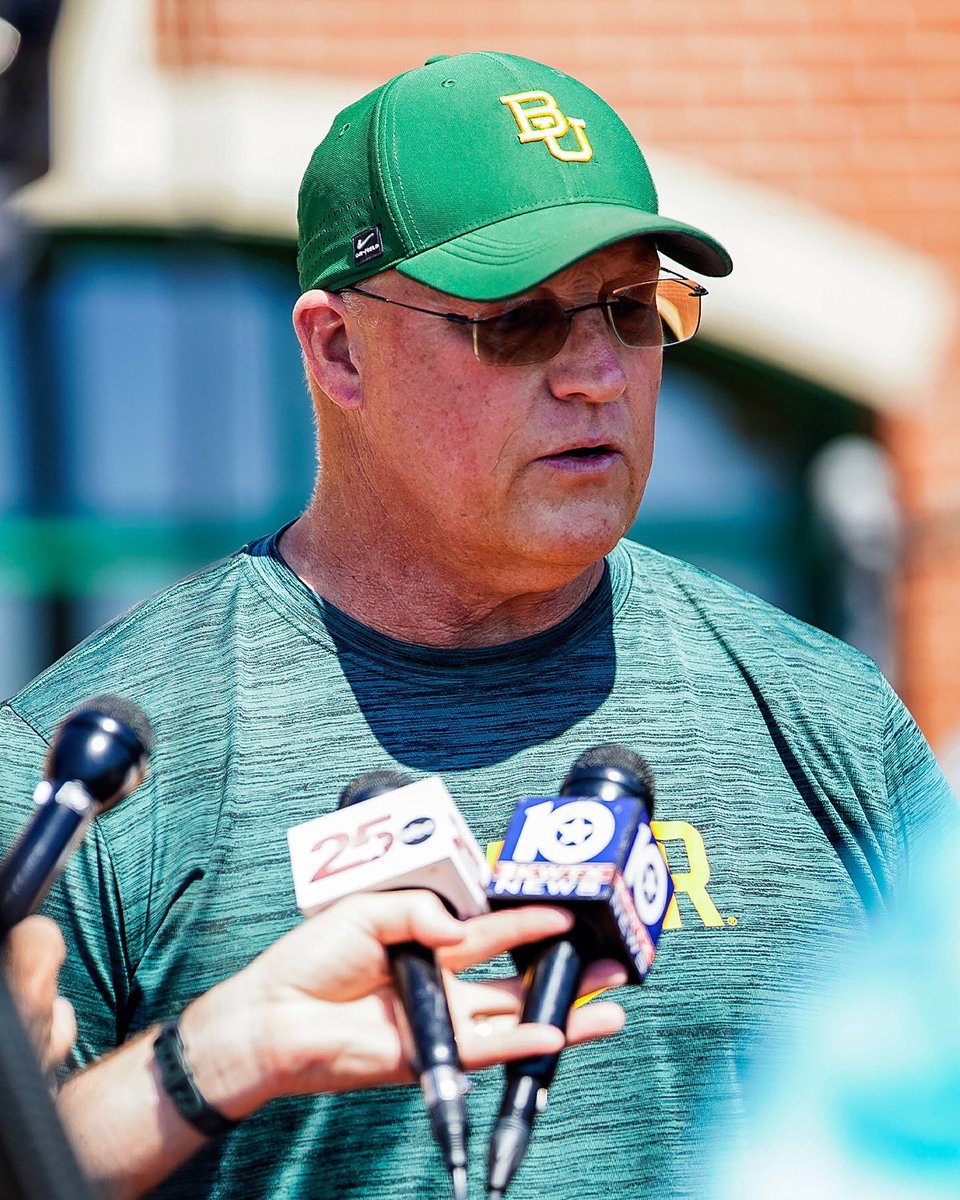 BaylorSoftball's tweet photo. Postseason mode: Activated ✅

#SicEm🐻🥎 https://t.co/lT2DaqOMAA