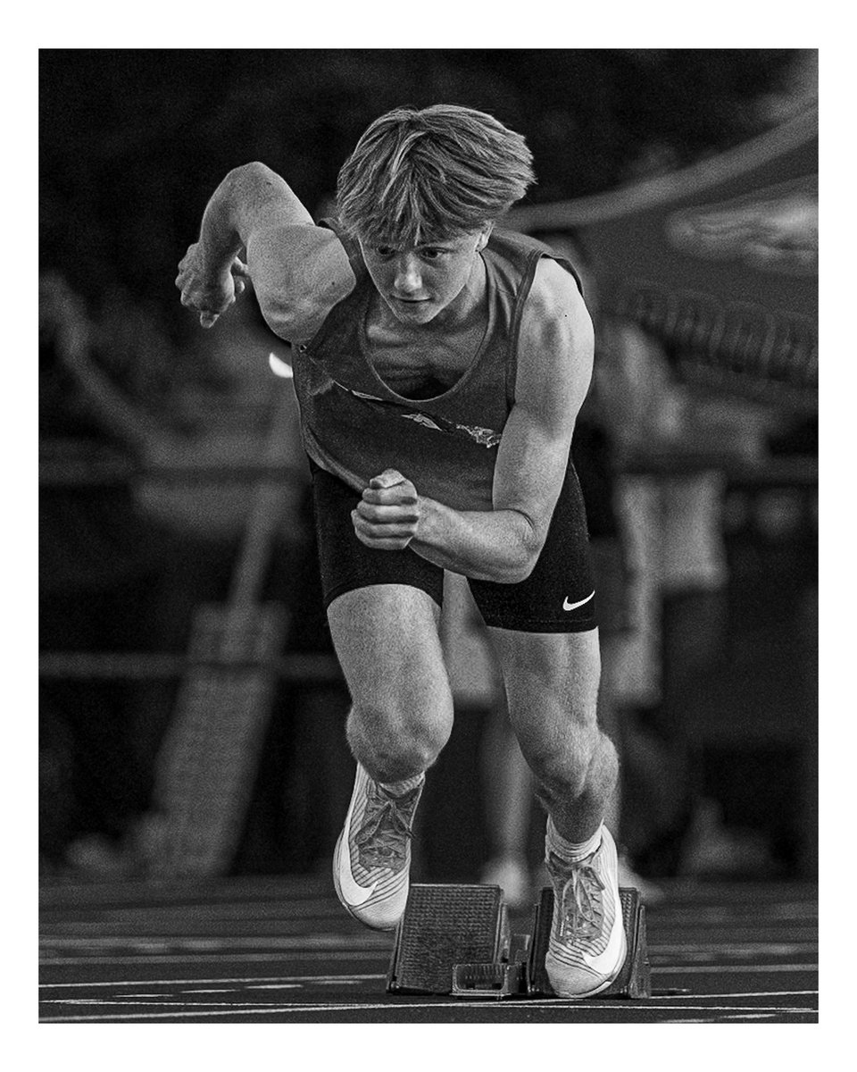 Luke_Cundiff's tweet photo. Wrapped up freshman year track season at Monday night’s banquet. Honored to earn a Varsity Letter as a freshman.

First year competing in track and finished with a PR of 44.89 in the 300m hurdles.

Thank you Coach @DevonAllen13 for an incredible experience. https://t.co/zFEJju9lTP