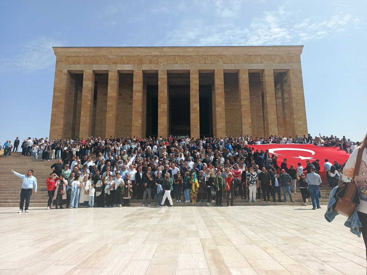STAJMADURLARID1's tweet photo. Pes etmeyeceğiz, vazgeçmeyeceğiz! Stajyer ve çırak hakkını alana kadar her platformda olacak. @RHisarciklioglu @turkiskonf @hakiskonf @diskinsesi
Bakanlık Randevusu Alın
#StajyerÇırakOradaOlacak https://t.co/NSx18RdhWR