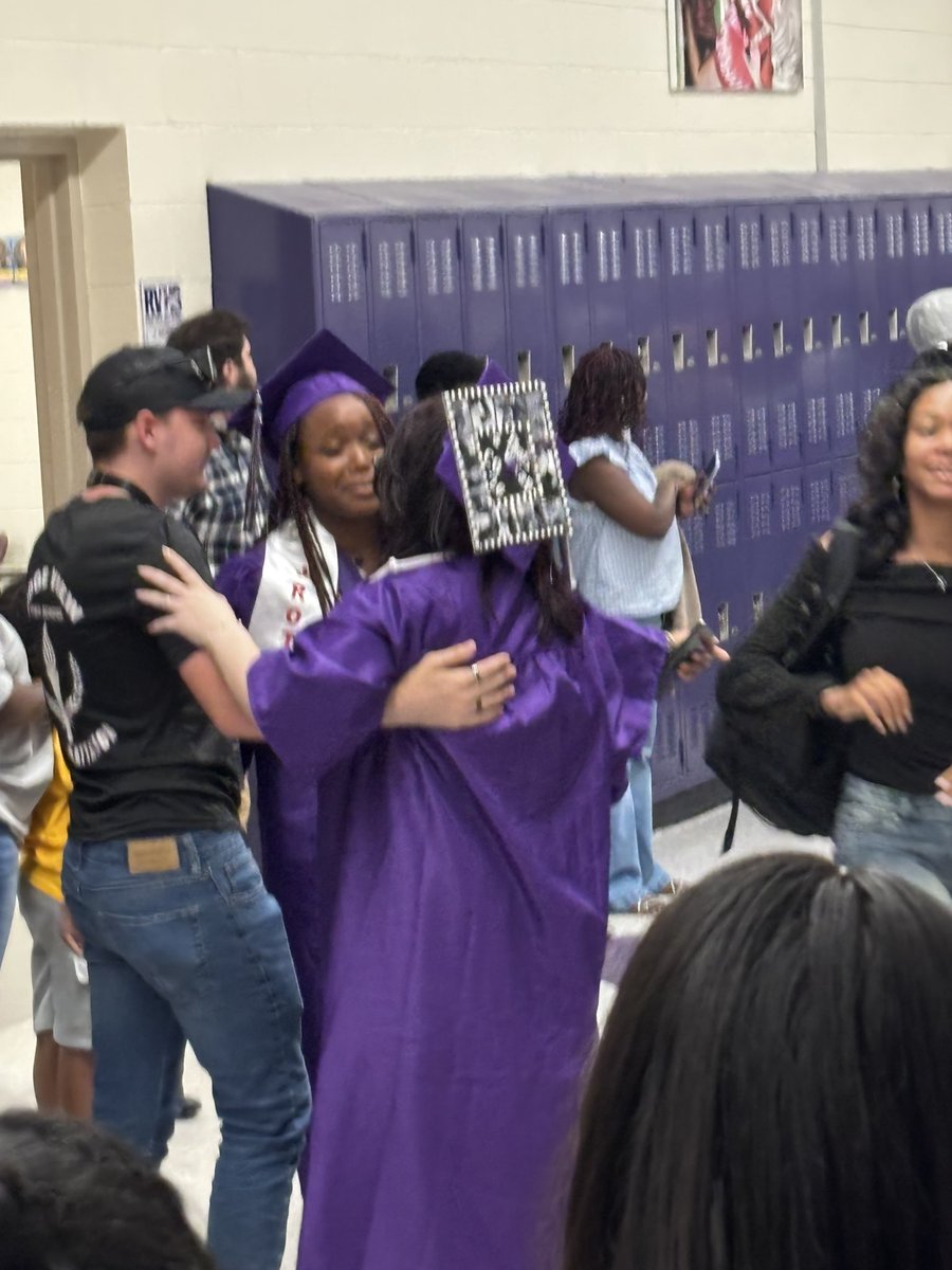 rvhs's tweet photo. 🎓 What an incredible Senior Assembly for the Class of 2026! Today was filled with laughter, memories, celebration, and Blazer pride as we honored an amazing group of seniors ready for their next chapter. 💜🩶

Check out our recap video highlighting special moments from today’s celebration! #BlazerPride #ClassOf2026 #SeniorAssembly