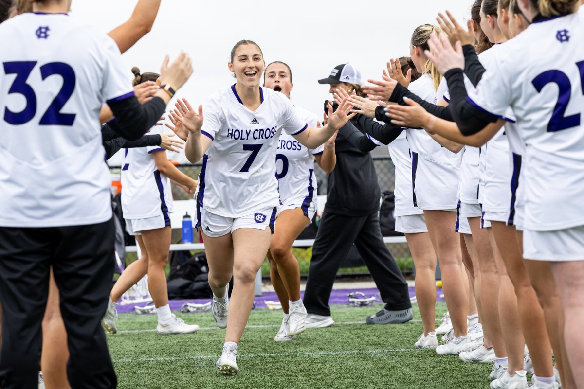 Holy Cross Athletics tweet media