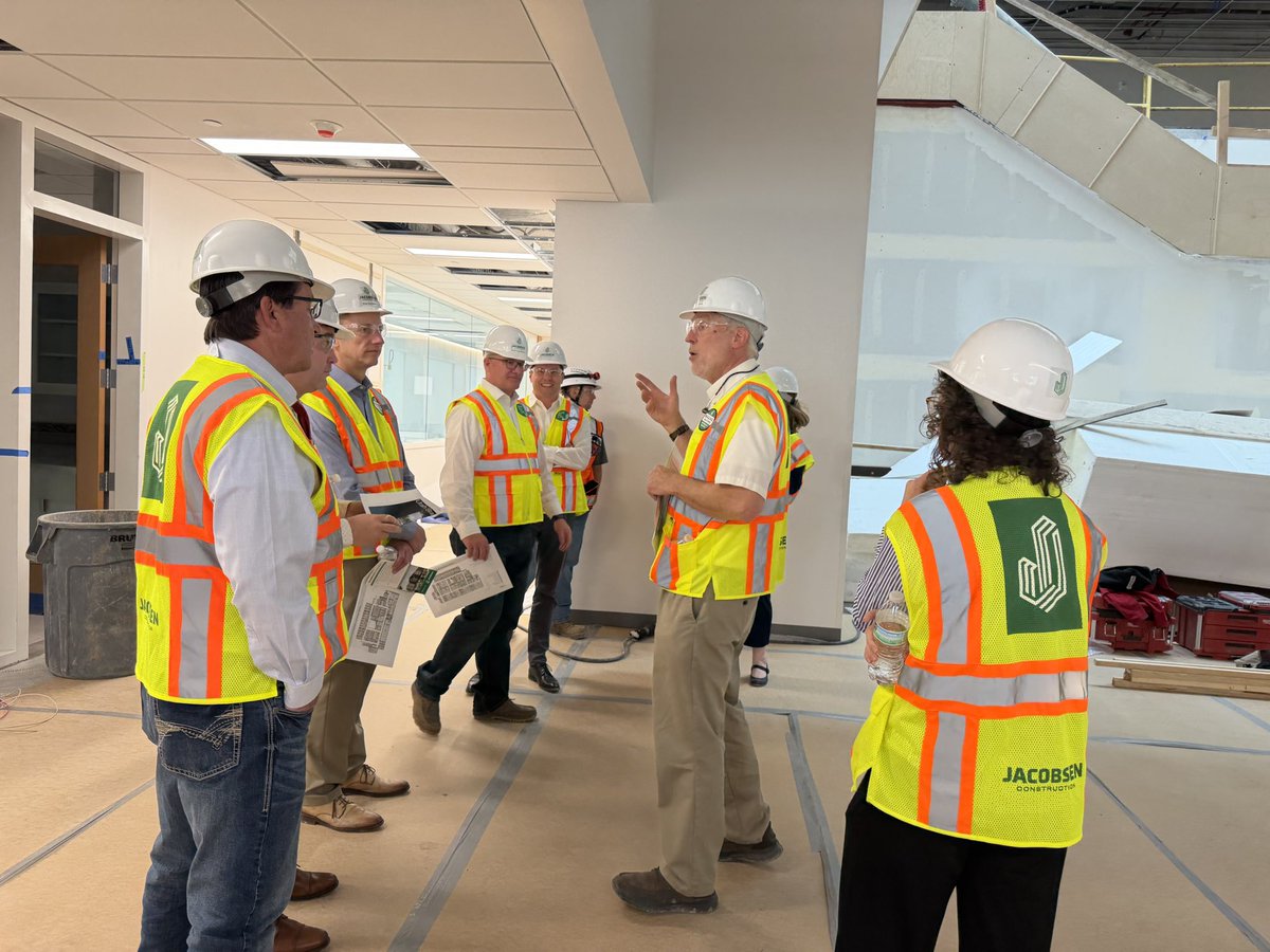 USUPres's tweet photo. Stopped by the construction of our @USUVetMed building recently to see the progress that's being made. From what I've seen, I'm very excited for the Thomas and Patricia Willis Veterinary Medical Education Building to open this summer to our students!
 
#USU #USUAggies #USUVetMed https://t.co/IVLzZflwdi