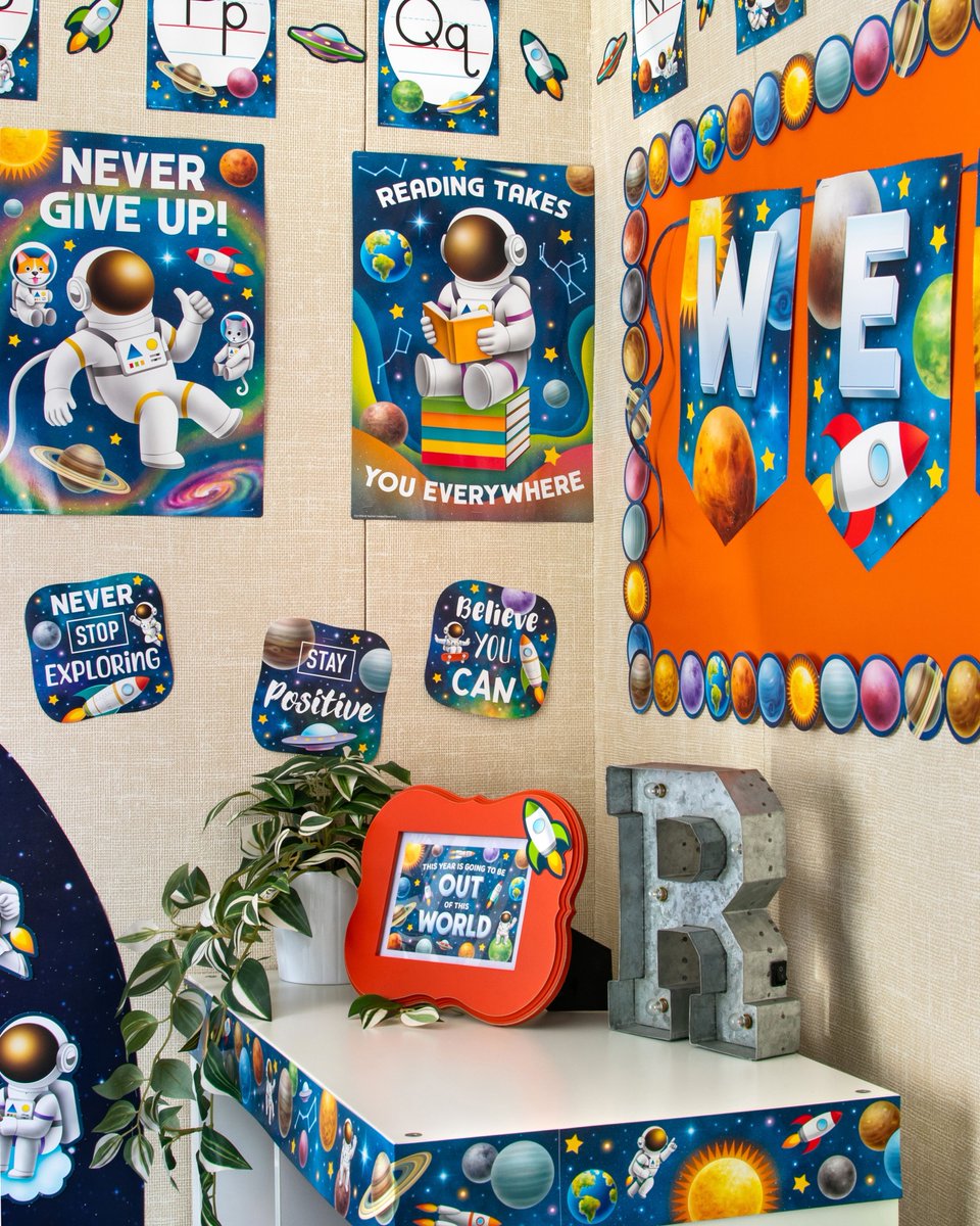 teachercreated's tweet photo. Out of this world details from our Outer Space Crew Classroom 🚀✨
From stellar colors to cosmic accents, every corner is ready for launch 🌙🪐⭐️

#ClassroomDecor #OuterSpaceClassroom https://t.co/10XhbVpJPS