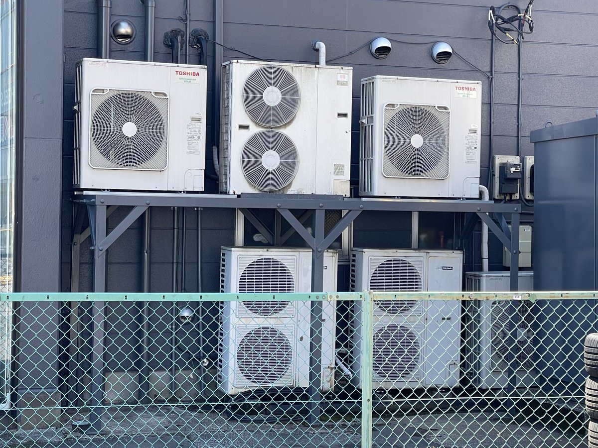 室外機