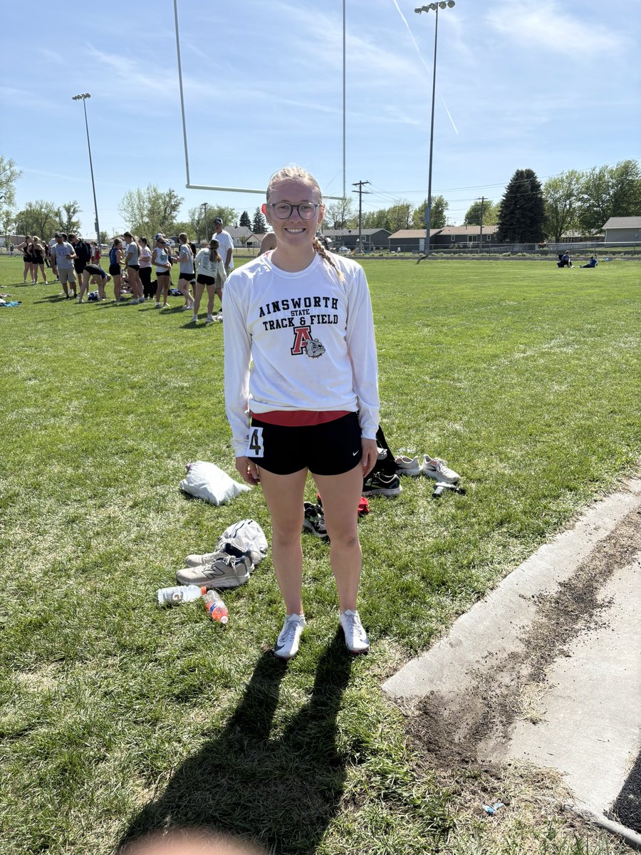 CoachJakeNelso1's tweet photo. State qualifier + new school record holder in the 100! Way to go Gracyn!
@go_ahsbulldogs https://t.co/gH6zzg8Fjg
