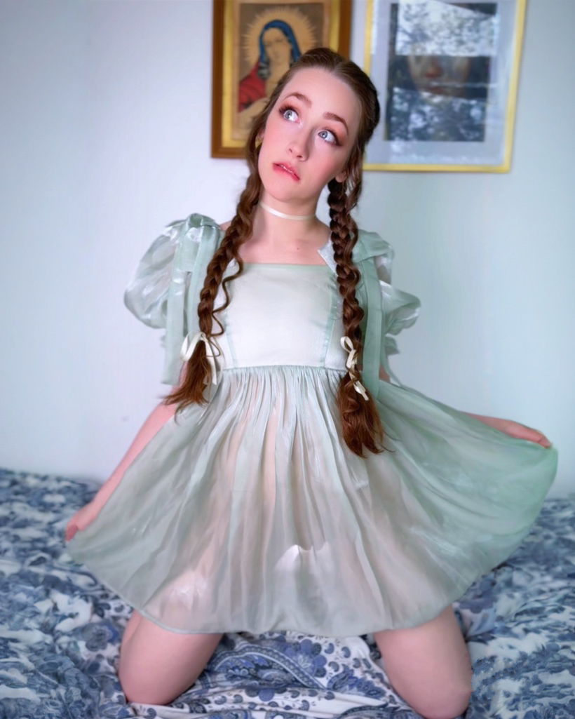 Chloe Rosé tweet media