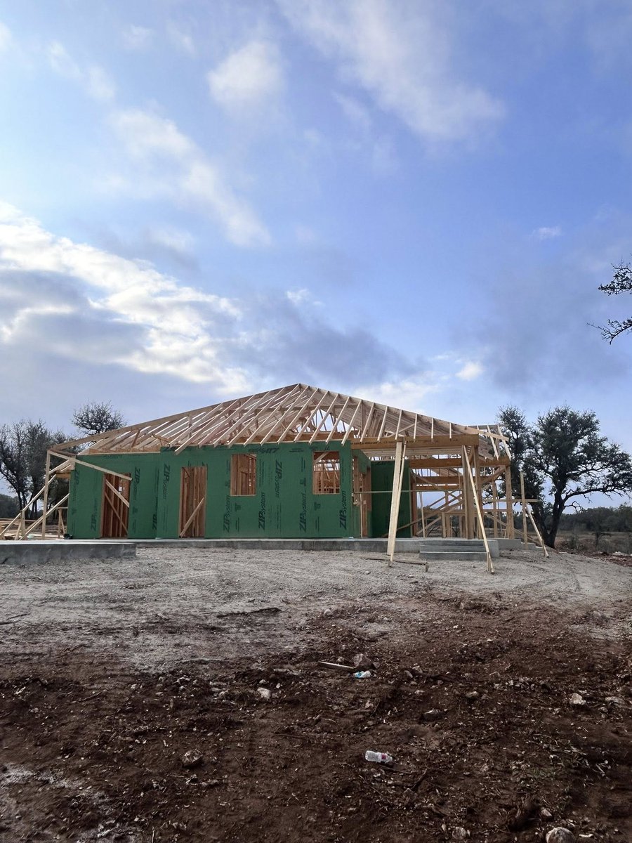 TunnellCo's tweet photo. Building your vision from the ground up! π‘ General Contractor in Texas brings your custom projects to life with quality craftsmanship in Abilene. π Call 833-TUNNELL or visit https://t.co/OhpOeXY2o0
#GeneralContractorInTexas #AbileneTX #CustomConstruction #TexasContractor https://t.co/4xabErdYA2