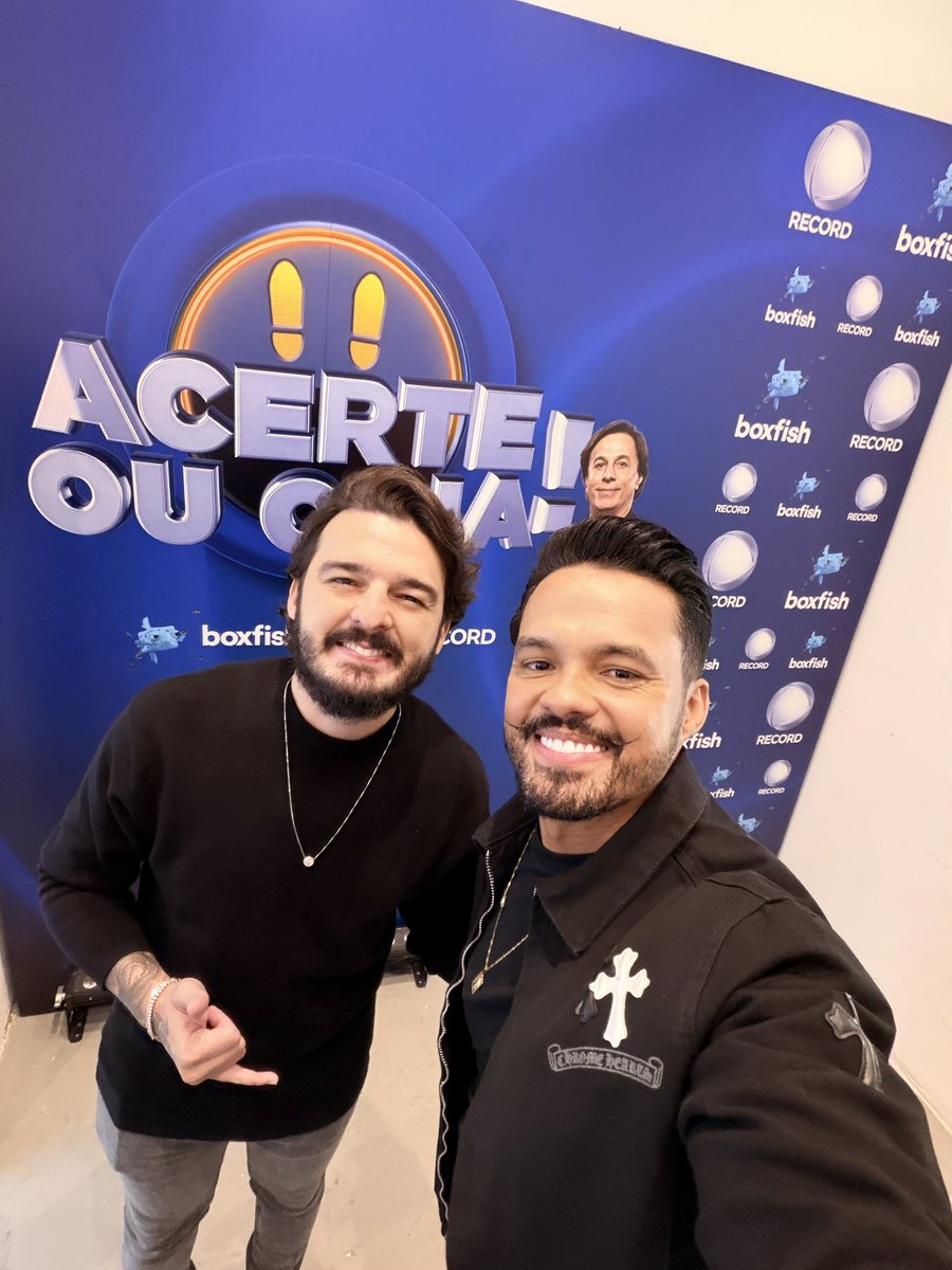 VH & Alexandre tweet media