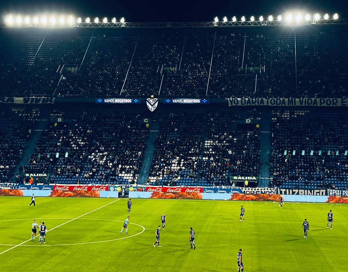 Sábado Vélez tweet media