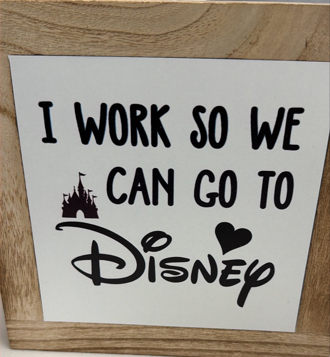 TinaLandfair's tweet photo. @disneytipsguy Sign in my office 😁 https://t.co/TmCzB4AfHL
