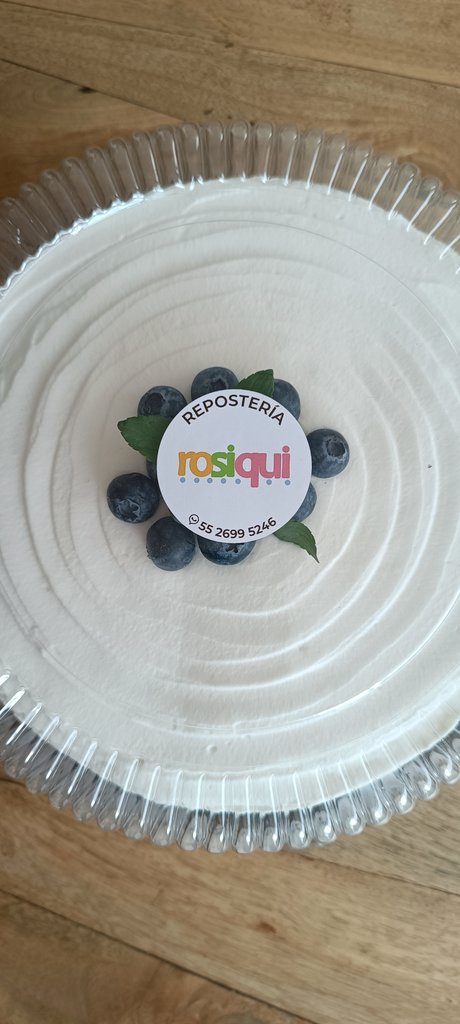 RosinaQuintana's tweet photo. Celebra el ombligo de la semana con un delicioso #PastelTresLeches 😋 #rosiqui #rosiquishop #repostería #cakeshop #FelizMiércoles https://t.co/9wq6tlxZe0