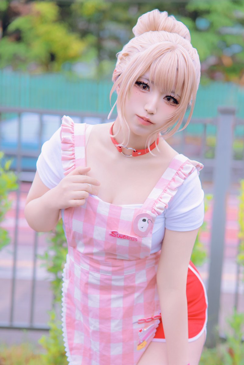 Hasdell98's tweet photo. #NIKKE #Tia #SweetChef
cosplayer. @dajung_cos https://t.co/YuPfn5qEeF
