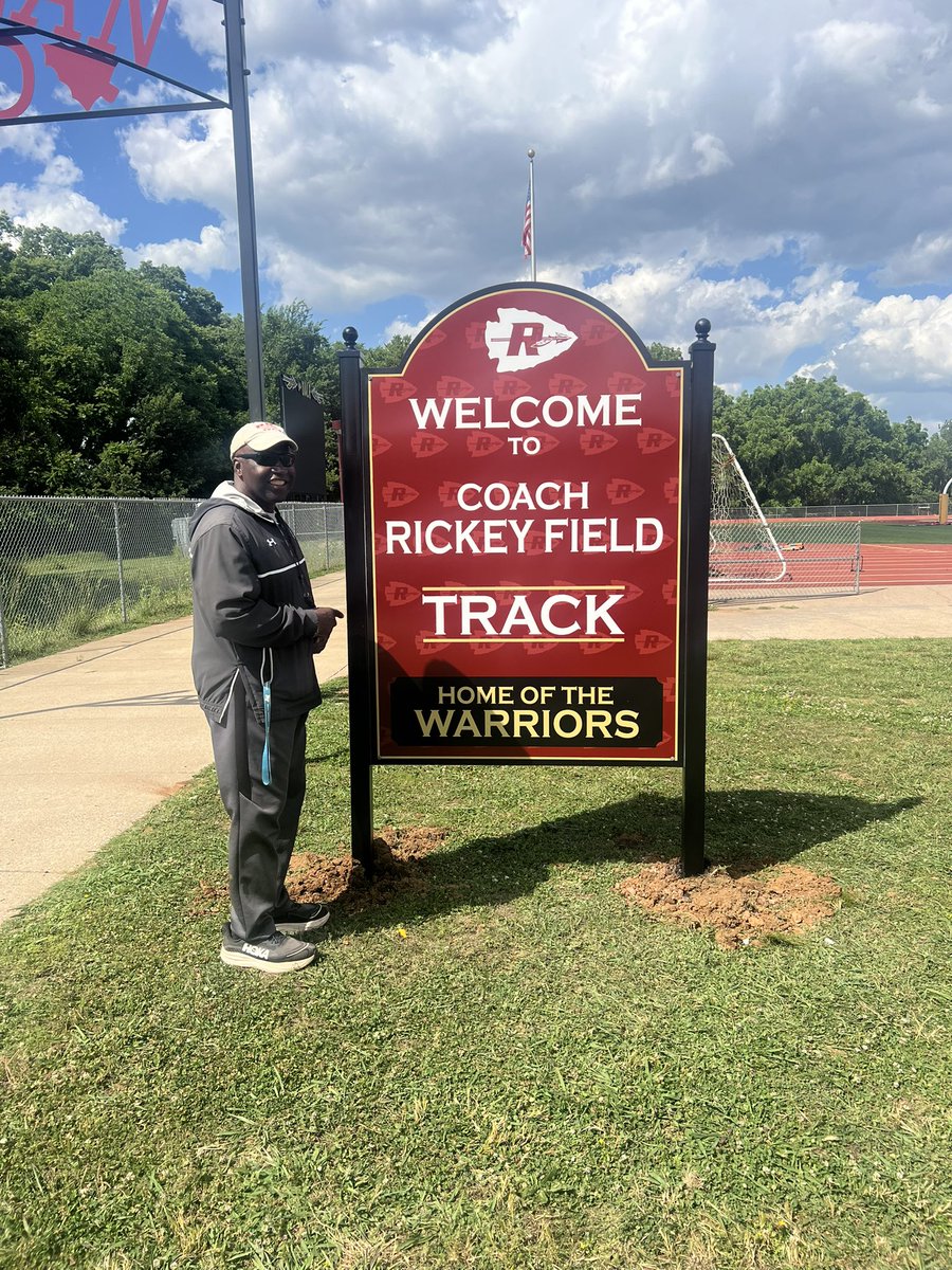 Riverdale HS tweet media