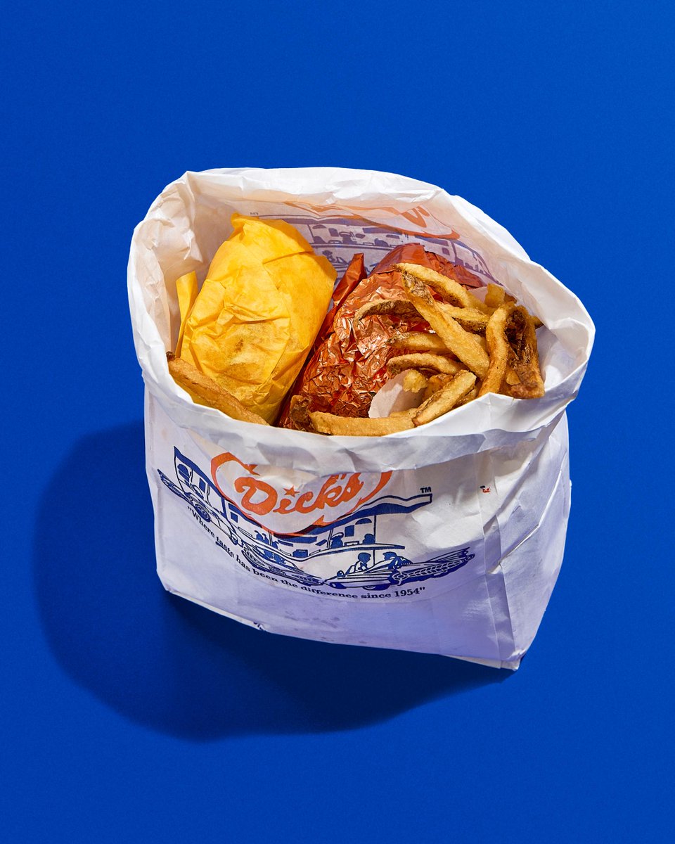 DicksDriveIns's tweet photo. What's in your bag today? https://t.co/tDD0YOyxOF