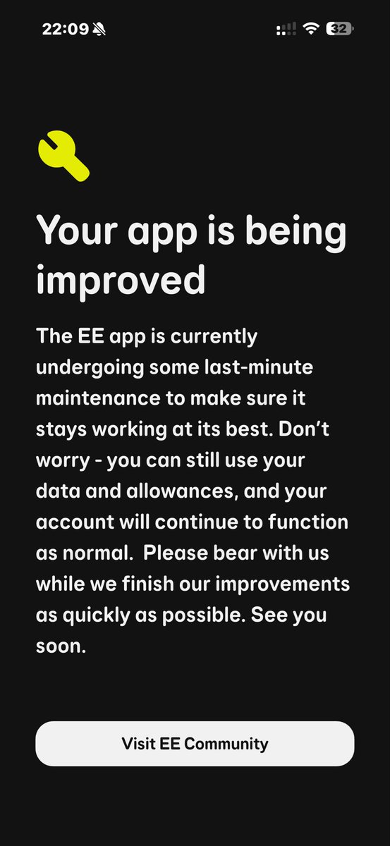 Belk83's tweet photo. @EE I use the app to control the internet as I advertised by yourselves for the kids bed time. How am I meant to do that when you’re doing maintenance at 10pm!! https://t.co/XJFIOJ2BHi