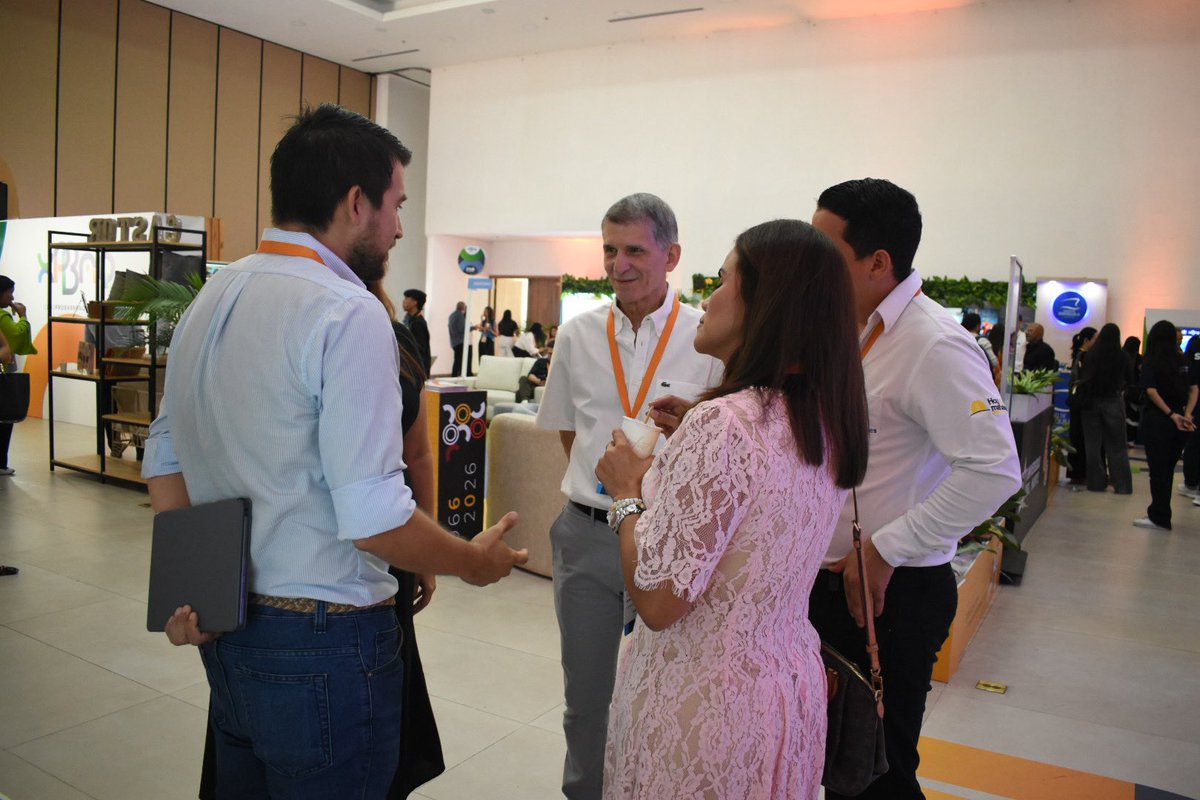 Combarranquilla's tweet photo. 🚀 Estamos en #ExpoProbarranquilla2026, un espacio que conecta capacidades, sectores y oportunidades para seguir impulsando el desarrollo de Barranquilla. 🌍📈

#Combarranquilla #Barranquilla #Innovación https://t.co/xjNwtxJG2s