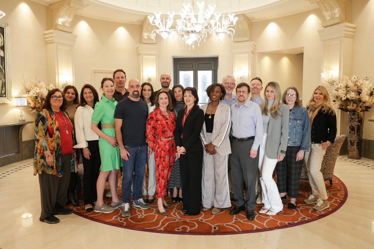 CarylComm's tweet photo. As a proud member @PRBoutiquesIntl, Caryl Communications has true advantage when it comes to keeping a finger on the pulse of changes, challenges &amp; #opportunities for our industry through a #global lens. Our favorite peer network met in #Paris this spring to put minds together... https://t.co/rjIZmwVFY4
