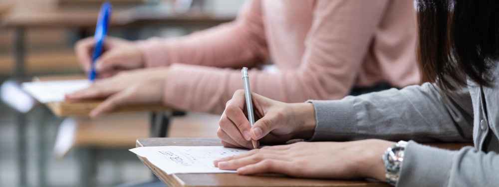 SNALC_Creteil's tweet photo. 🟠 Non au CRPE spécial ! 

❌ NON au CRPE spécial réservé aux étudiants en LPE (licence professorat des écoles) !
✅ OUI au recrutement sur listes complémentaires toute l’année !

🛑 Stop à la précarisation et au recours massif aux contractuels

https://t.co/eLpFlzivI6 https://t.co/7Obl9zZ0rB