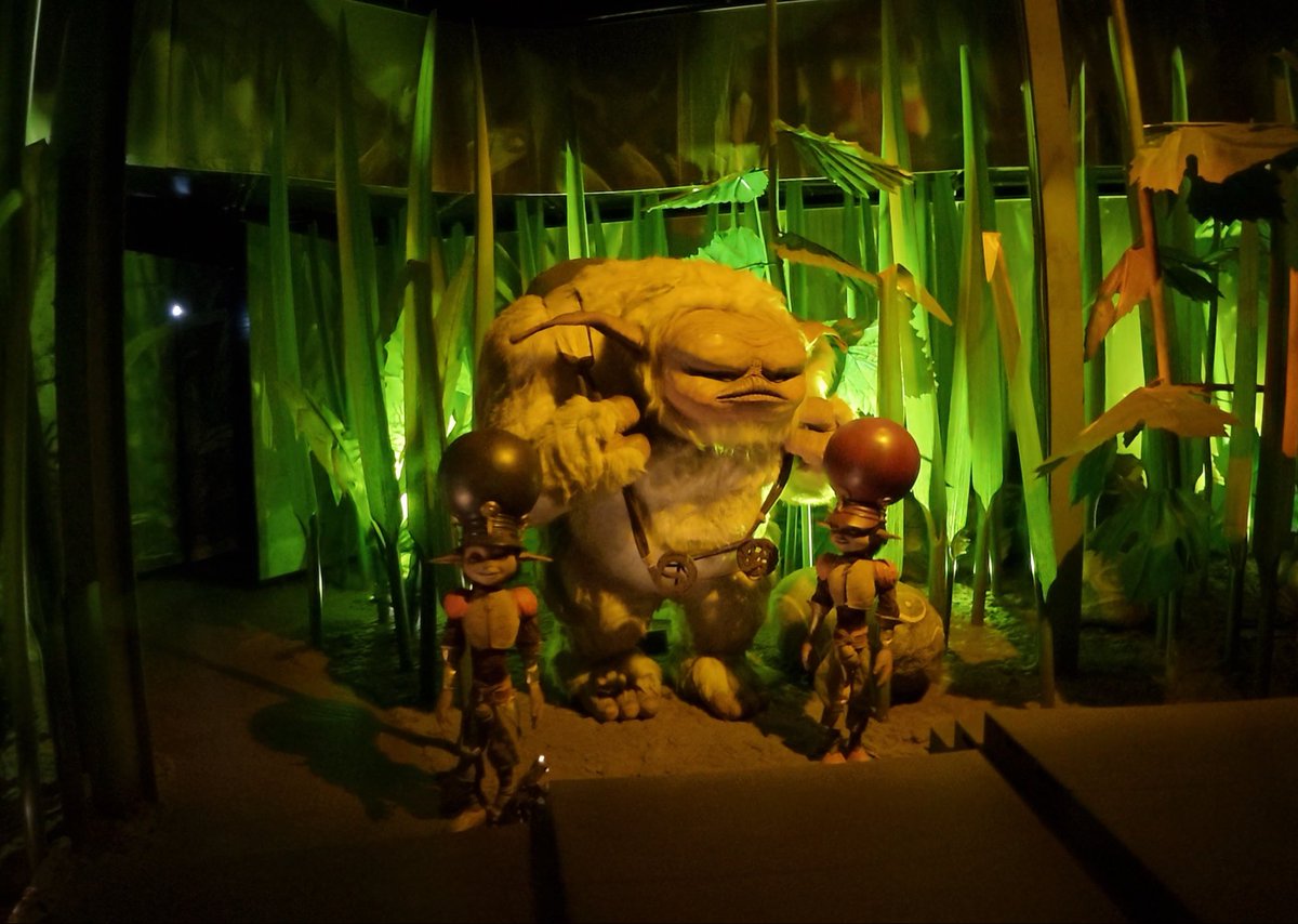 Attractions 360° tweet media