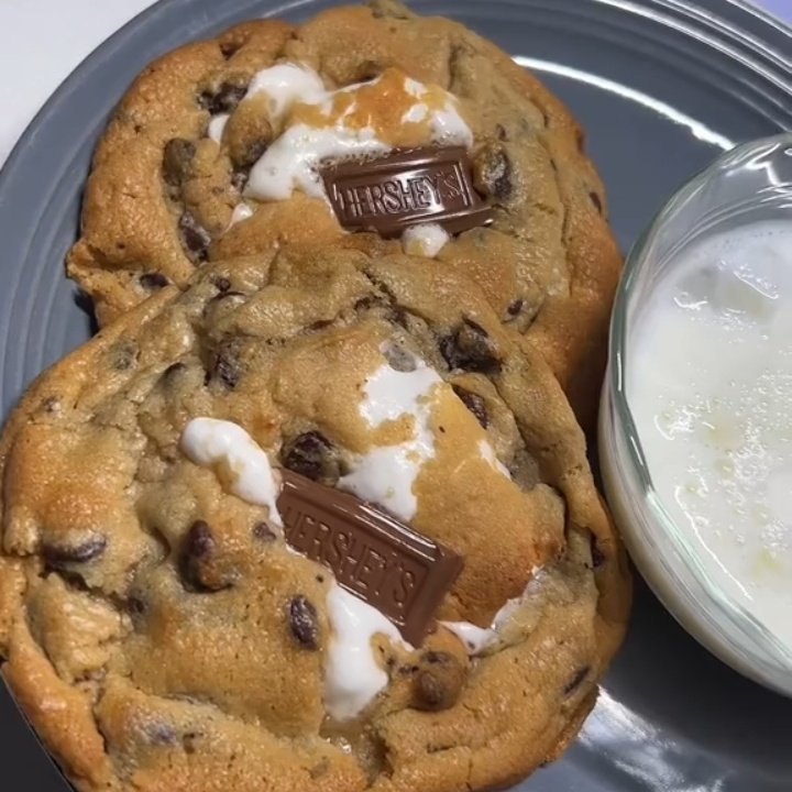 oatlyrina's tweet photo. ˗ˏˋ Mukbang Thread To Satisfy Your Cravings Virtually ۫꣑ৎ ˎˊ˗

        ☆ Brownies &amp; Cookies ♡ https://t.co/XsBrSpHEGM