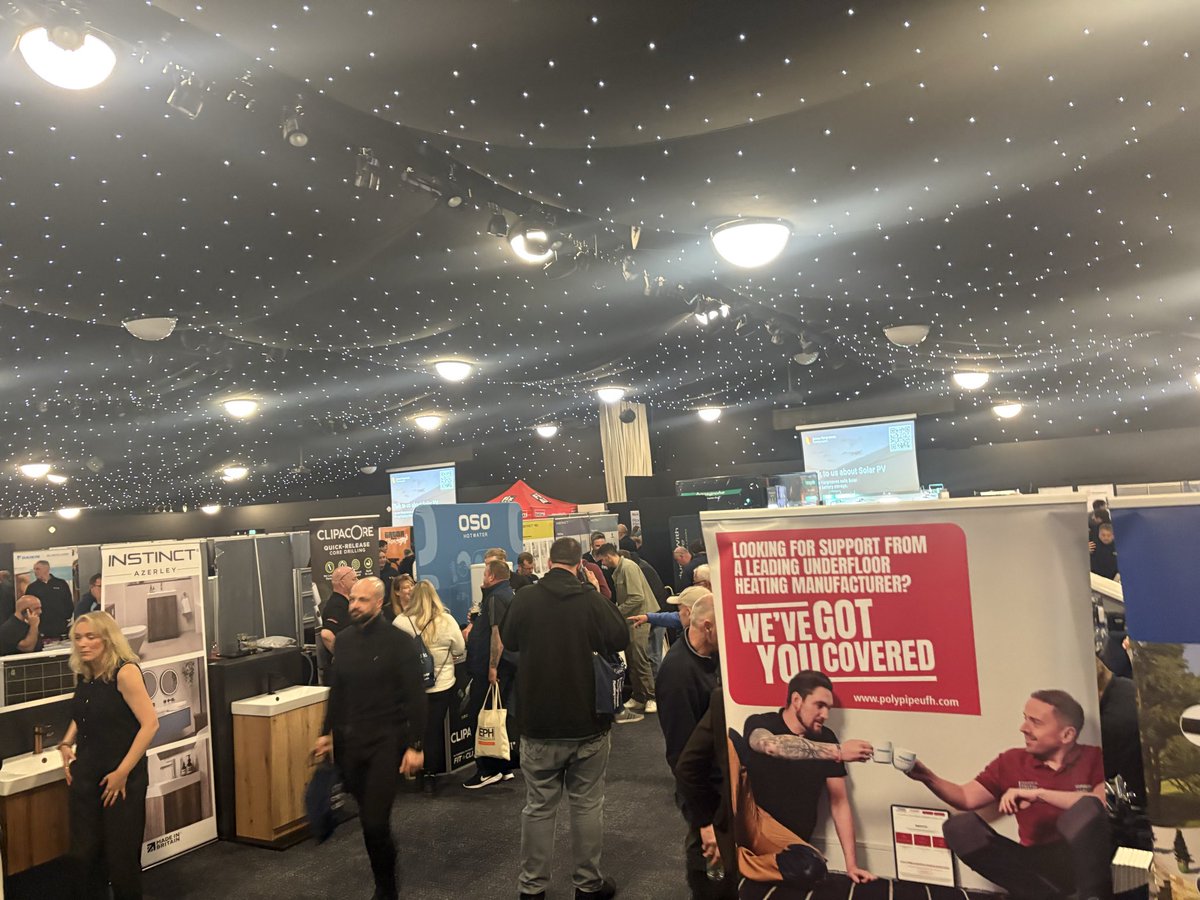 PresleyProperty's tweet photo. Still not entirely sure what I expected or why I got invited, but went to a plumber’s merchant’s trade fair at Elland Road this evening.

No singer, no disco, no free boilers or radiators, but we got fed, and my friend extorted lots of pens and merch from the stands 😆 https://t.co/hxoqlVFEqS